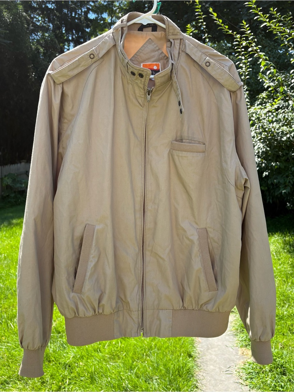 Vintage Ozark Trail Men’s L Tan Bomber Jacket Made in Hong Kong Cotton Blend
